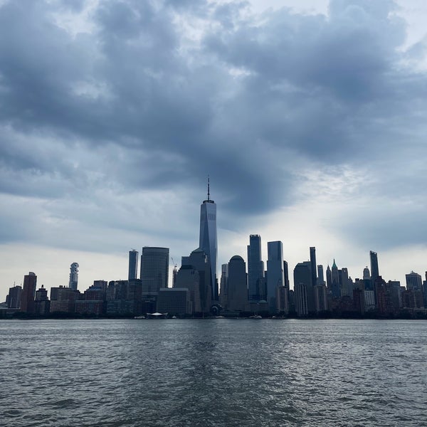 Manhattan Skyline View Scenic Lookout in Hoboken