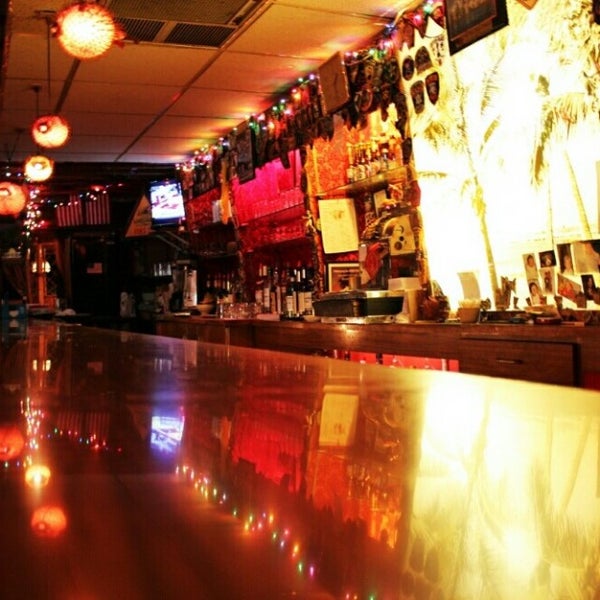 11/25/2013에 Chris P.님이 The Lun Wah Restaurant and Tiki Bar에서 찍은 사진