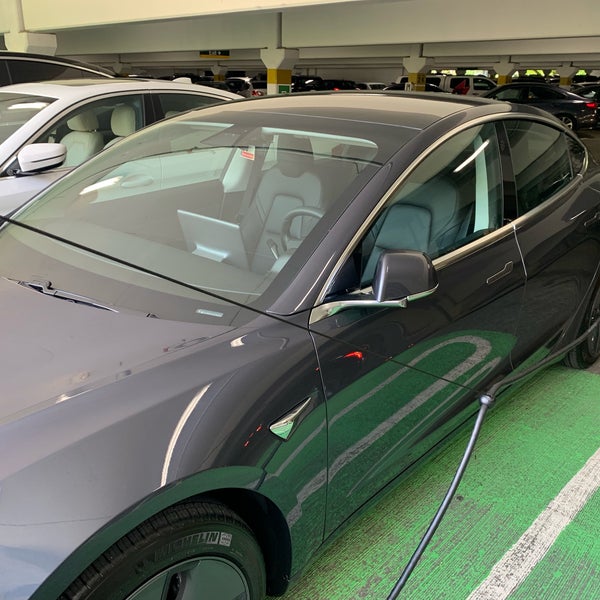 Bellevue Square Parking Garage - Bellevue Square - Bellevue, WA