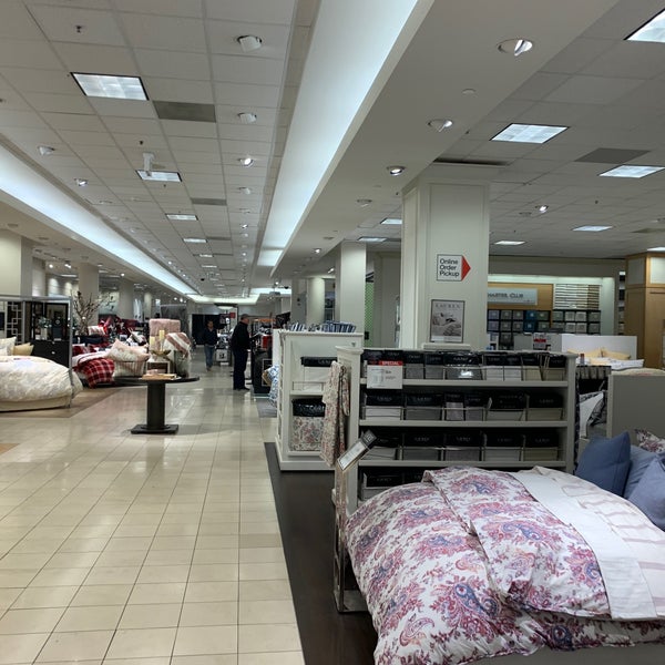 Macy's Home Store Furniture / Home Store in Bellevue