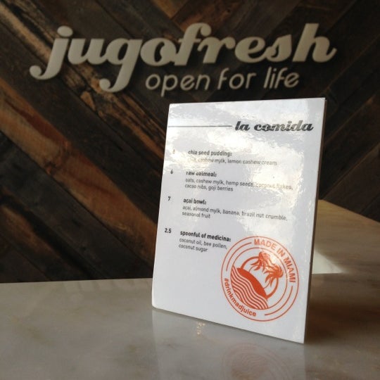 Photo taken at Jugofresh by ChatChowTV G. on 11/28/2012