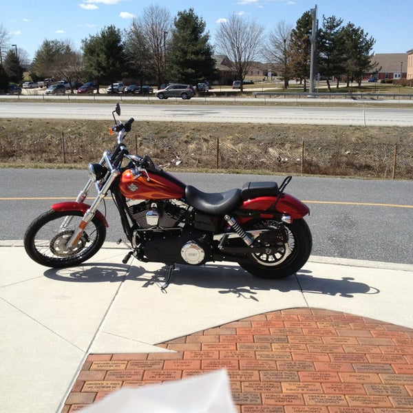 Foto diambil di M &amp; S Harley-Davidson oleh Sarah M. pada 3/30/2013