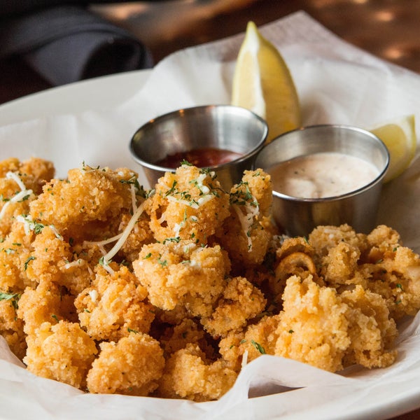 It's Friday and you made it through the week! Come celebrate at J. Macklin's Grill﻿ and enjoy our chef featured "Fried Calamari" @jMacklinsGrill #jmacklins Photo courtesy of Jacob Rohr Photography