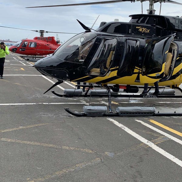 รูปภาพถ่ายที่ Liberty Helicopter Tours โดย عبدالله 🐎 เมื่อ 4/12/2019