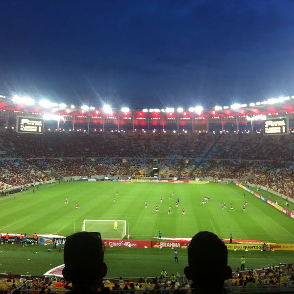 Photo taken at Mário Filho (Maracanã) Stadium by Renata C. on 4/5/2015