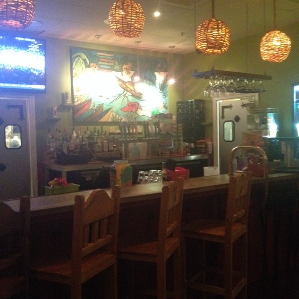Foto diambil di La Cocina Mexican Grill &amp; Bar oleh Addie A. pada 12/4/2014