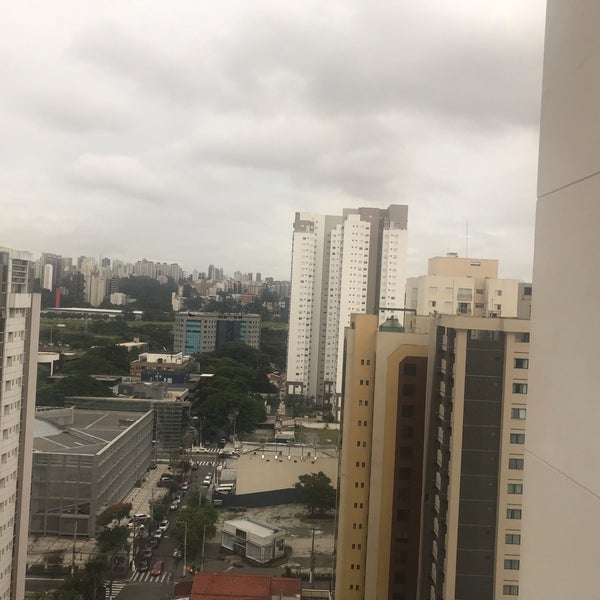 Foto tirada no(a) TRYP São Paulo Nações Unidas Hotel por Cuitz M. em 2/14/2019