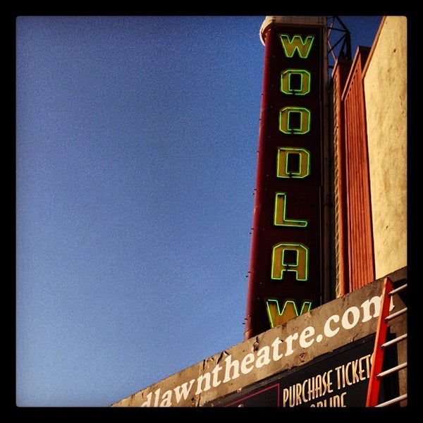 Foto tomada en Woodlawn Theatre  por Luis G. el 10/2/2012