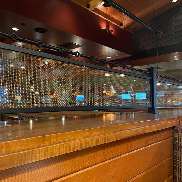 Claim Jumper American Restaurant in Tualatin