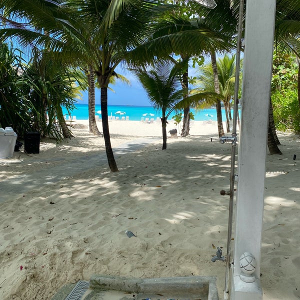 Old Fort Bay Beach Club Old Fort Bay 2 tips