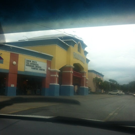 Foto di Regal Hollywood & IMAX Ocala 2801 SW 27th Avenue