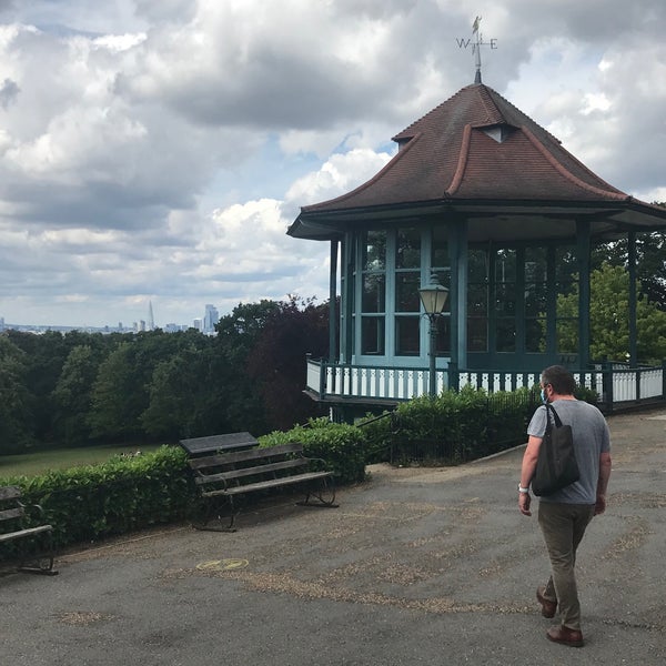 Photo taken at Horniman Museum and Gardens by Ian M. on 6/20/2020