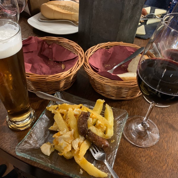 1/18/2020 tarihinde Fernando A.ziyaretçi tarafından Restaurante José María'de çekilen fotoğraf