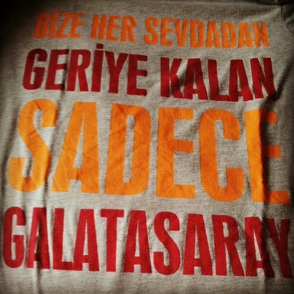 Limonun sarısı çileğin kırmızısı gibidir sevdamızın renkleri........!!!!!