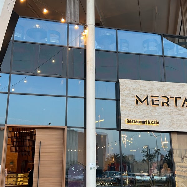 4/11/2023에 ALWALED💙님이 Mertaya Cafe &amp; Restaurant에서 찍은 사진
