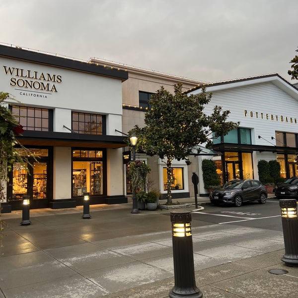 Williams Sonoma - University Village®