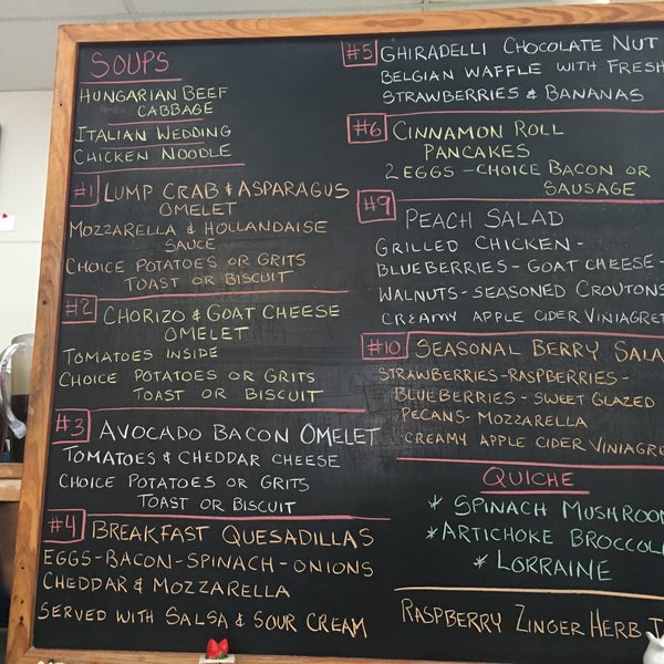 Photos at Shakers American Cafe Restaurant Diner in College Park