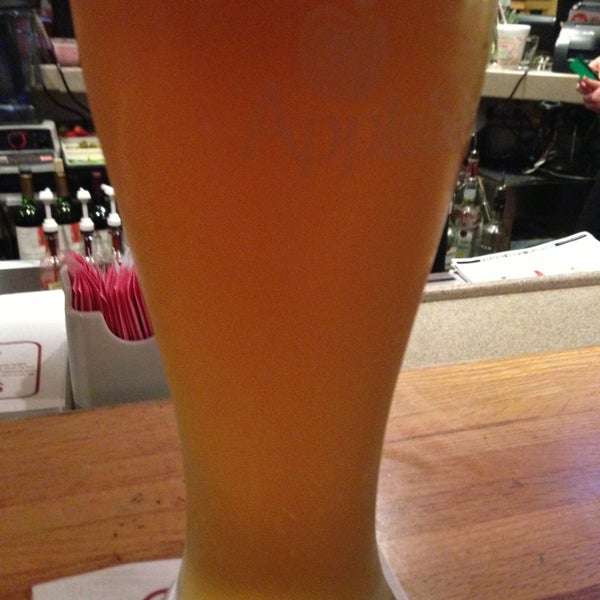 Applebee's Neighborhood Grill & Bar ランシング、MI