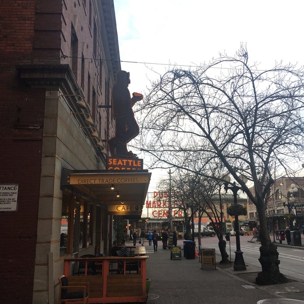 Foto diambil di Seattle Coffee Works oleh Jason F. pada 3/15/2019