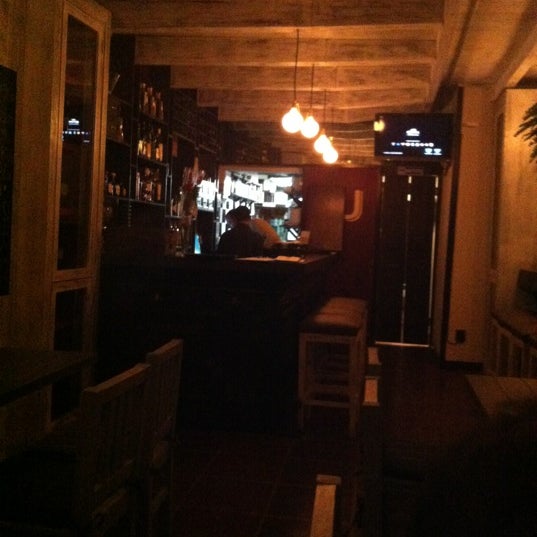 Снимок сделан в JU Bistrot + Bar пользователем Lalo T. 11/11/2012