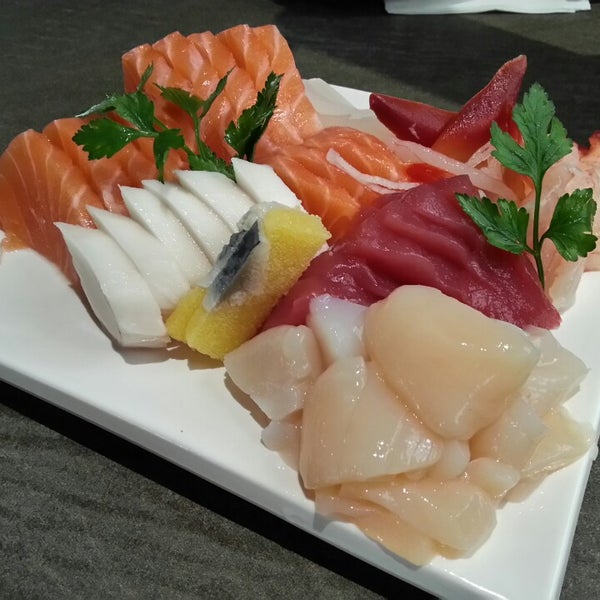 Itamae AYCE Sushi Toronto, ON