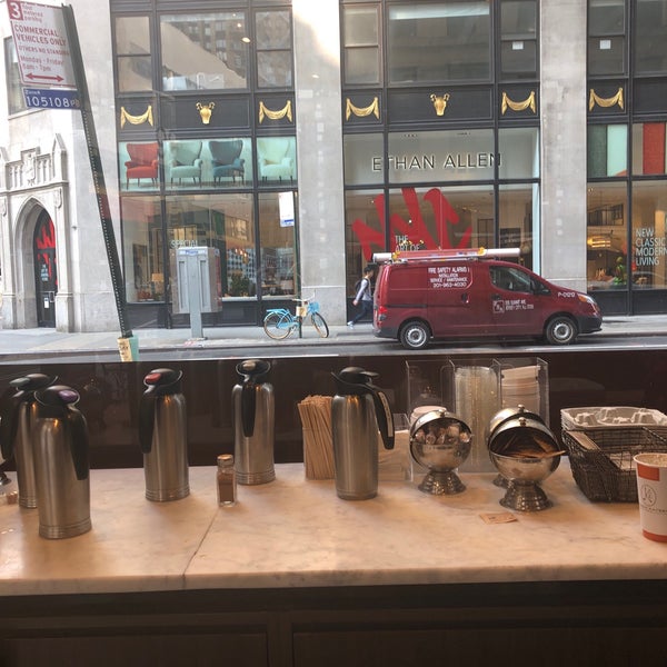 Photo taken at Maison Kayser by Bethany C. on 5/20/2019