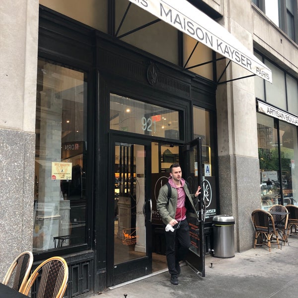 Photo taken at Maison Kayser by Bethany C. on 5/14/2019