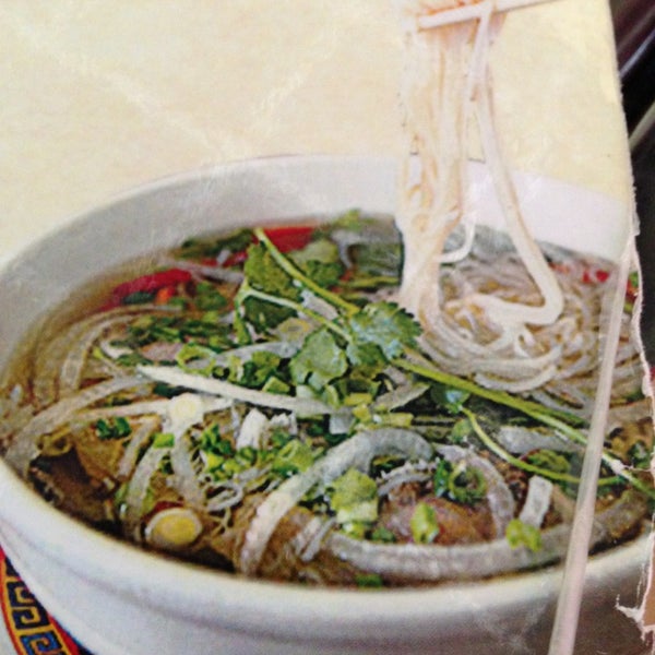 Das Foto wurde bei Lucky Corner Vietnamese Cuisine von Ken D. am 4/1/2013 aufgenommen