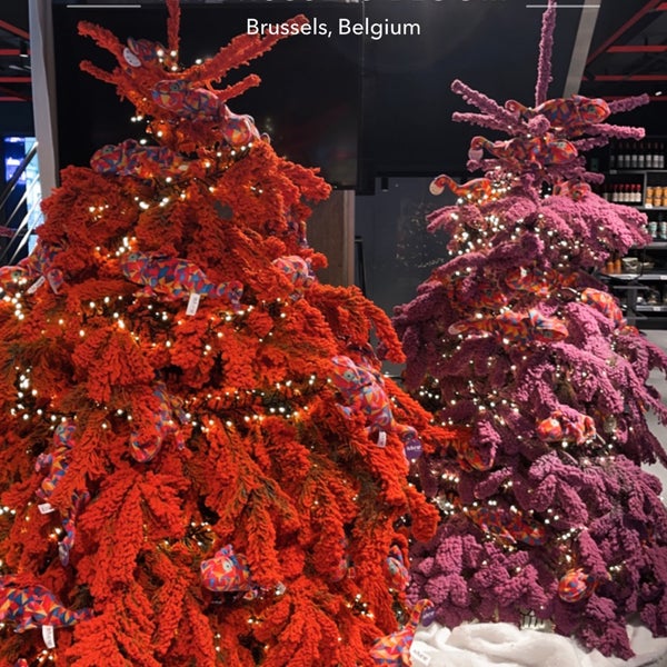 Photo taken at Hotel nhow Brussels Bloom by EB on 12/24/2021