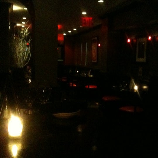 Das Foto wurde bei Red 58 Restaurant &amp; Wine Bar von SangAh K. am 11/11/2012 aufgenommen