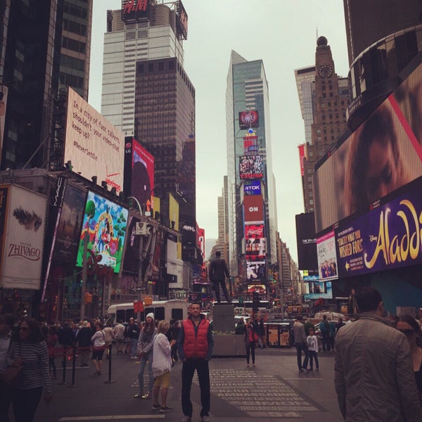 5/16/2015 tarihinde Faruk A.ziyaretçi tarafından TRYP By Wyndham Times Square South'de çekilen fotoğraf