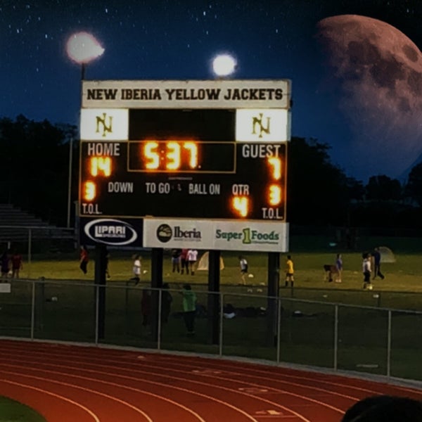 New Iberia Senior High 4 tips