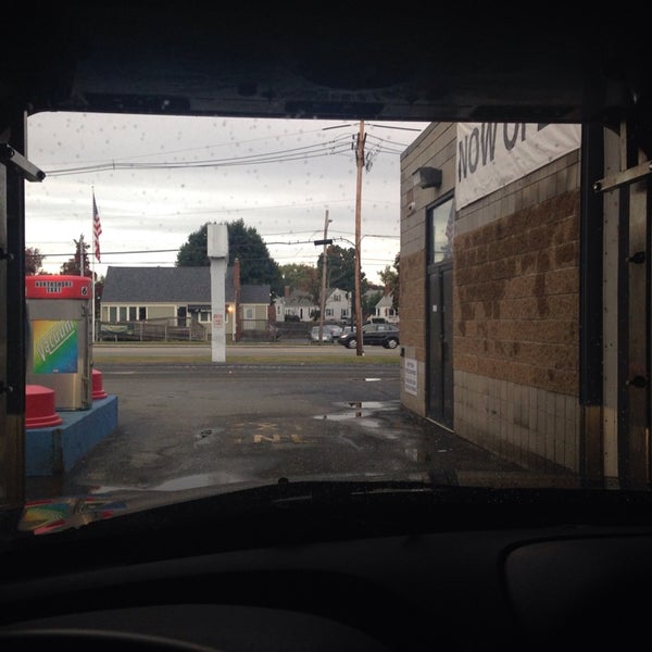 Maddy's Car Wash 300 Andover St