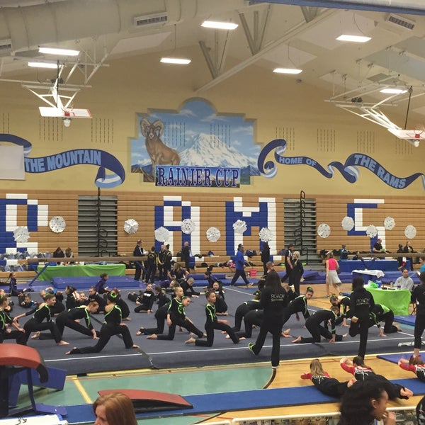 Mount Rainier High School Central Des Moines DesMoines, WA