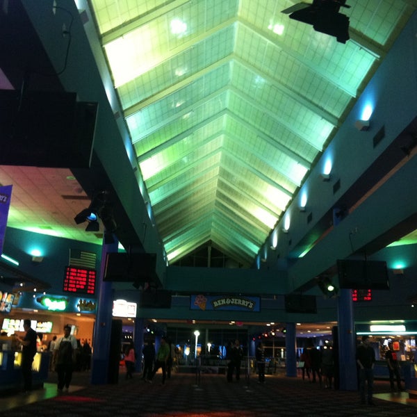 College Point Multiplex Movie Theater in Flushing