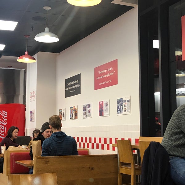 Photo taken at Five Guys by T ⚡️ . on 12/10/2019