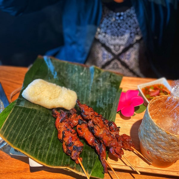 Bai Tong Thai Street Cafe Capitol Hill Seattle, WA