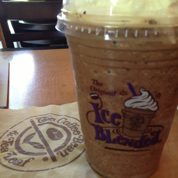 Photo taken at The Coffee Bean &amp; Tea Leaf by Jea C. on 5/19/2013