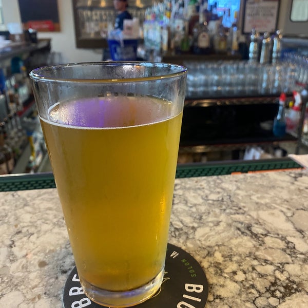 Quinton's Bar & Deli Cedar Rapids Cedar Rapids, IA