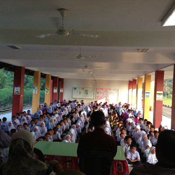 Photos At Sk Kayu Ara Pasong