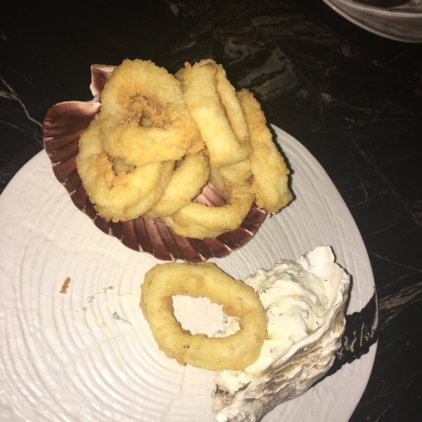 รูปภาพถ่ายที่ Caviar Seafood Restaurant โดย 🌸🌸RİNA🌸🌸 เมื่อ 3/11/2017