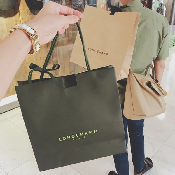 longchamp emquartier