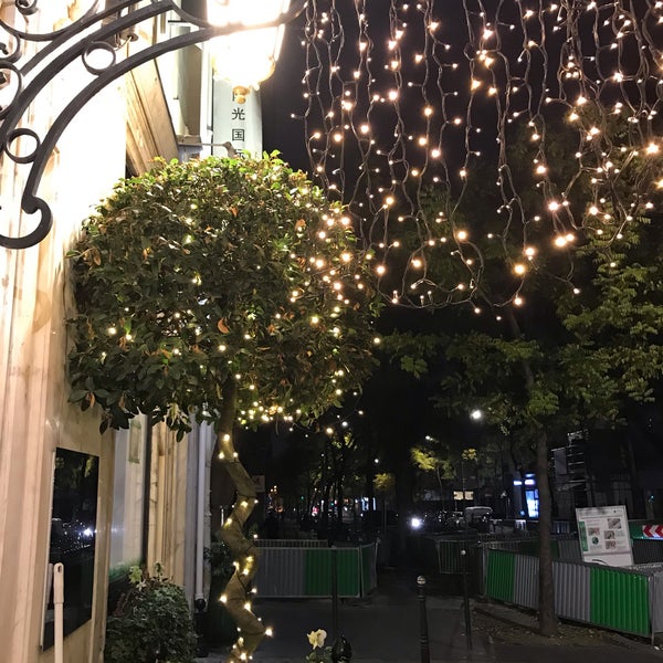 Photo taken at Renaissance Paris Le Parc Trocadero Hotel by Nuno D. on 12/5/2018