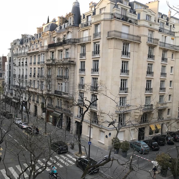 Foto tomada en Renaissance Paris Le Parc Trocadero Hotel  por Nuno D. el 4/16/2018