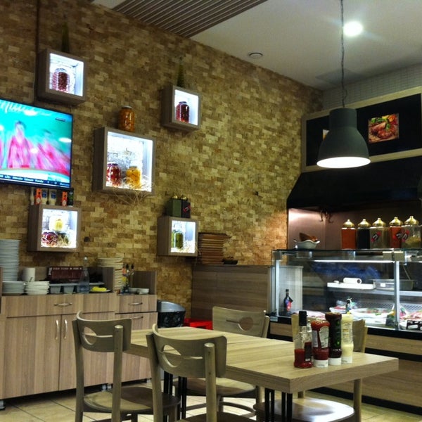 Photo taken at NİŞET KASAP Steakhouse by U. Volkan on 10/3/2014