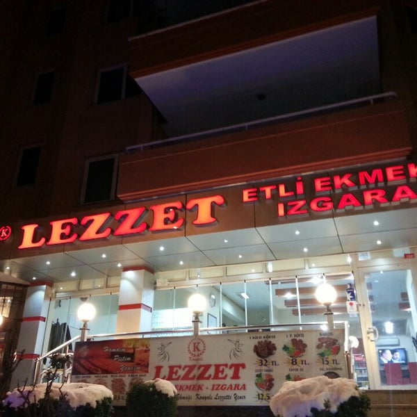 Foto diambil di Lezzet Etli Ekmek-Izgara FSM oleh Yiğit K. pada 12/12/2013