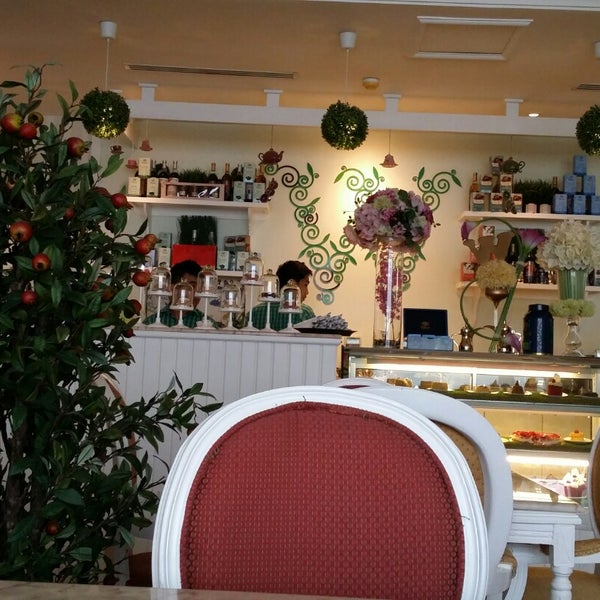 Foto Di White Garden Cafe وايت قاردن كافيه العليا 892 Consigli