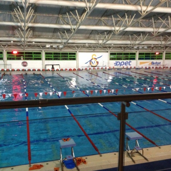 6/2/2019に✨Ayaz❄️がGalatasaray Ergun Gürsoy Olimpik Yüzme Havuzuで撮った写真