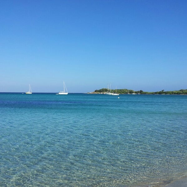 Photos At Plage De Saint Cyprien Lecci Corse
