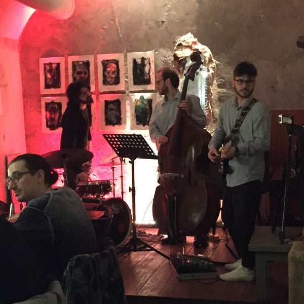 Foto diambil di Tamerò - Pasta Bar oleh Selin B. pada 5/1/2018